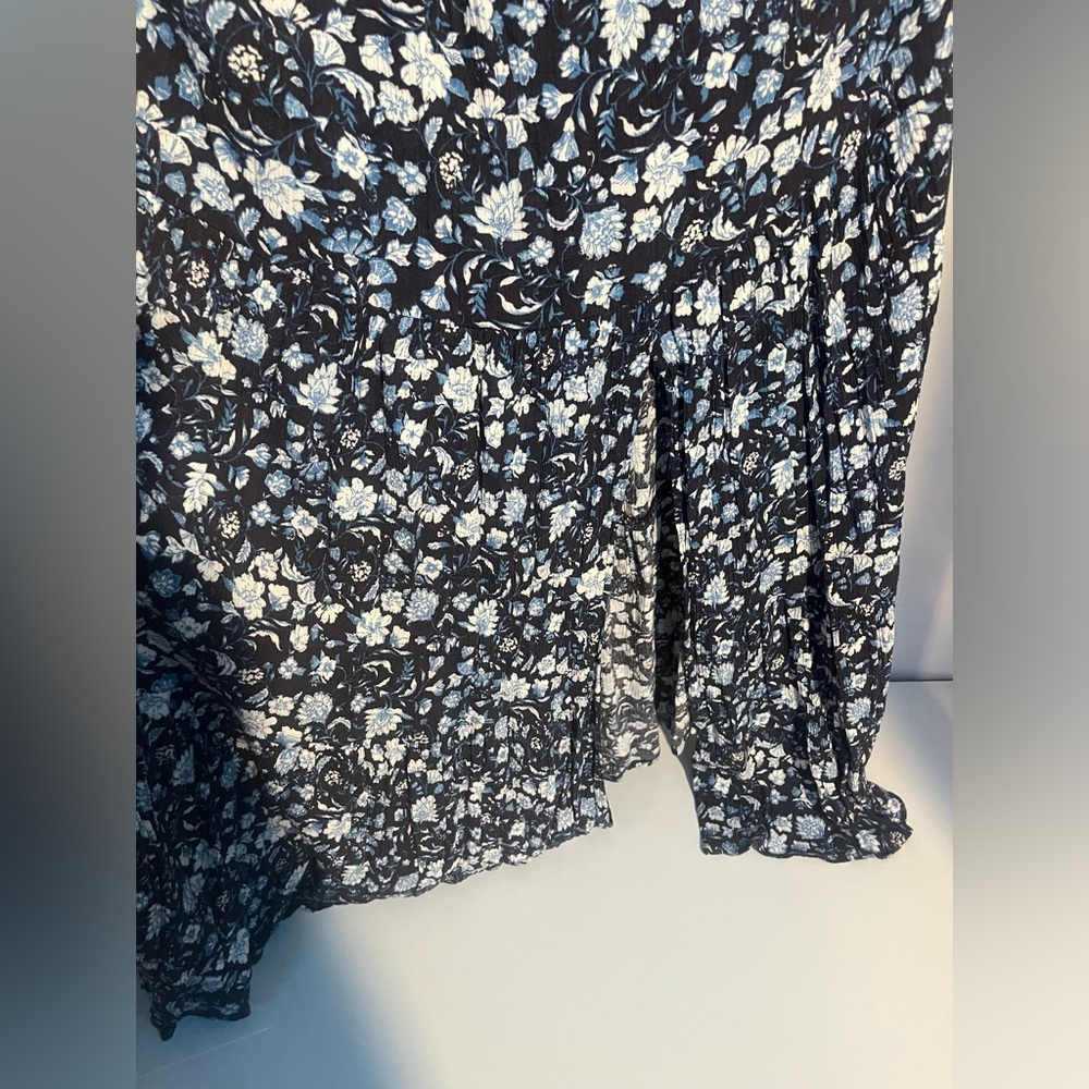 Blue floral, Long maxi skirt - Picture 2 of 3